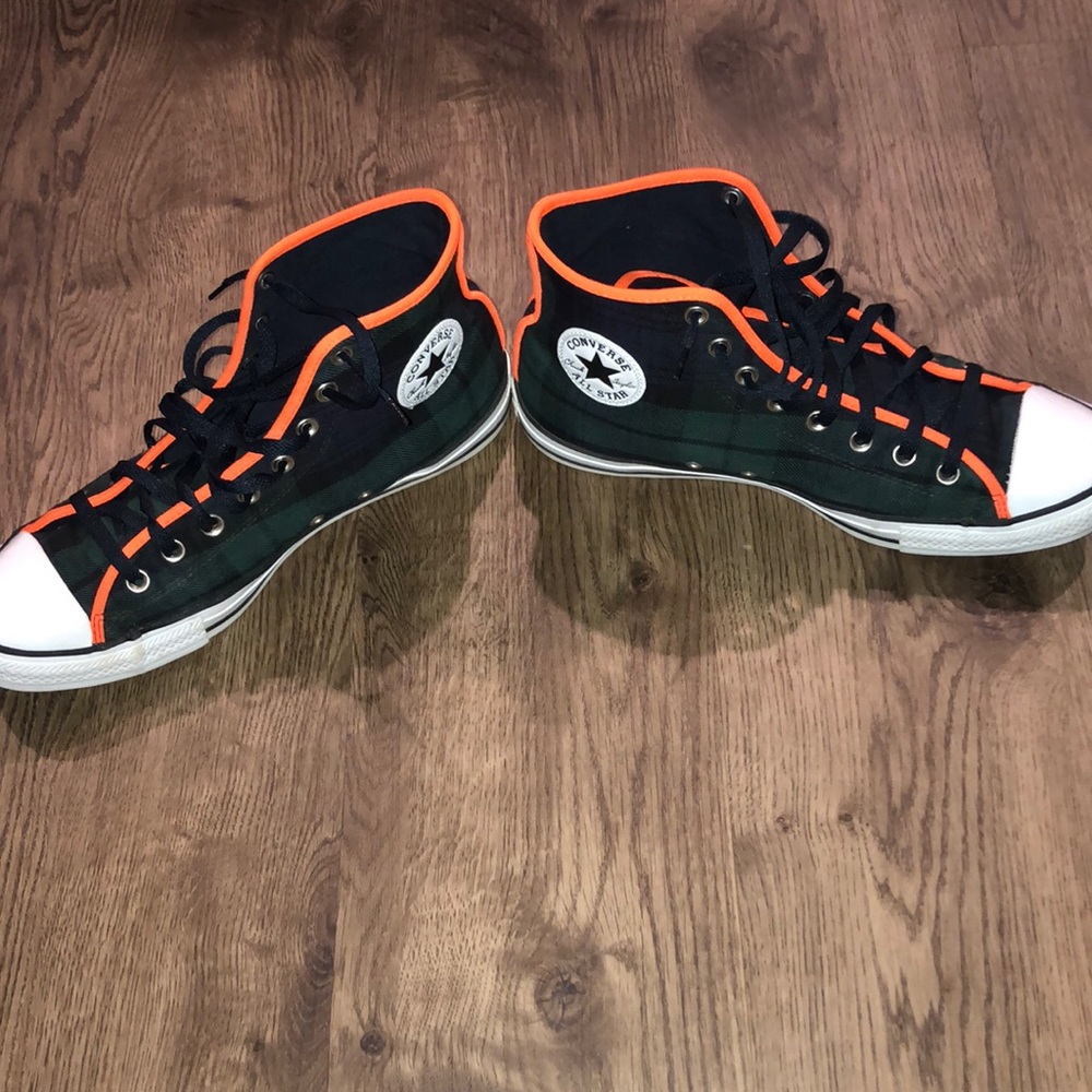 Converse - Picture 3 of 5